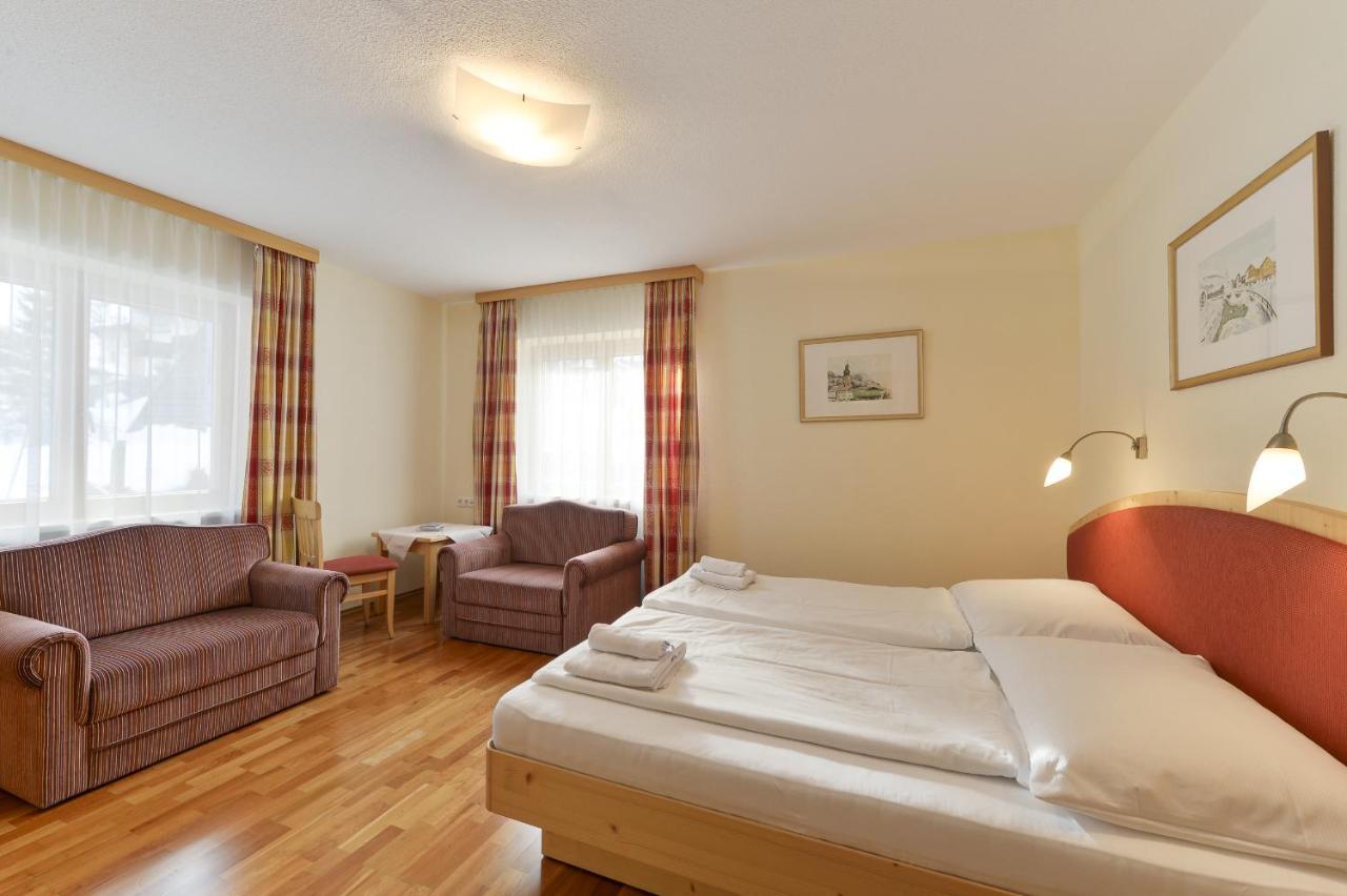 Haus Wallis Hotel Лех ам Алберг Стая снимка